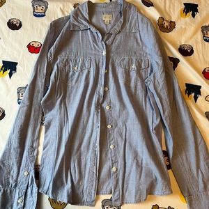 Converse One Star Woman’s Light Blue Button Down Collared Shirt Size Medium